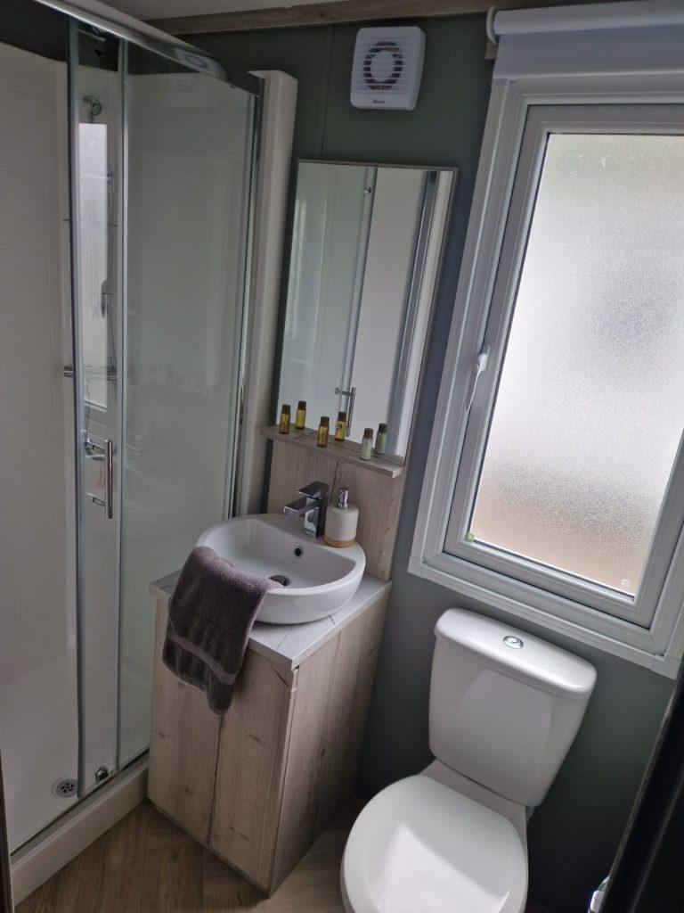 Whatsapp Image 2025 09 20 At 12.42.48 (2) (1)