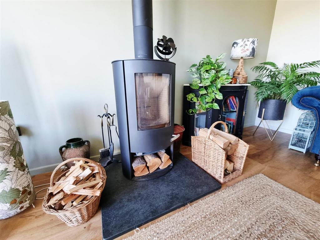 Fireplace.jpg