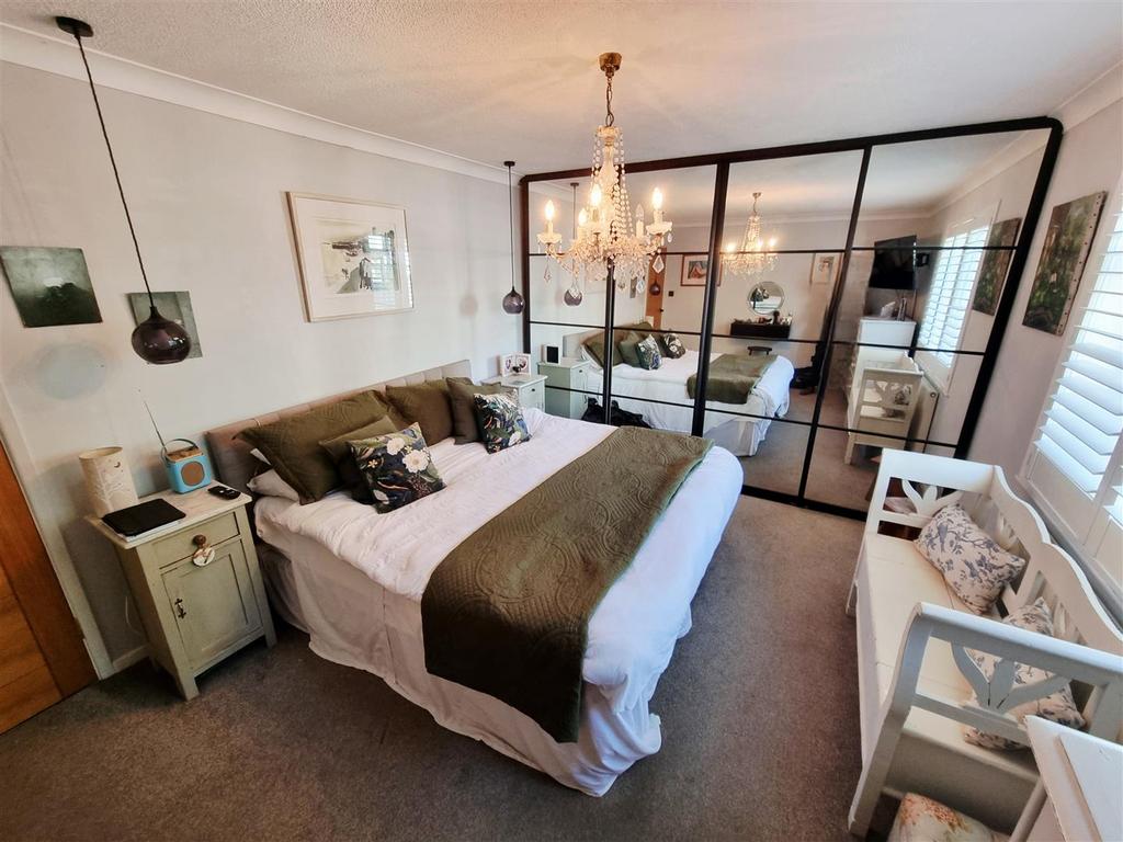 Bed 1.1.jpg
