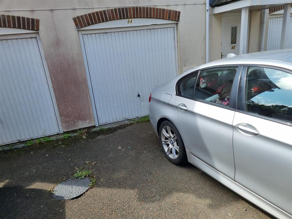 Garage.jpg