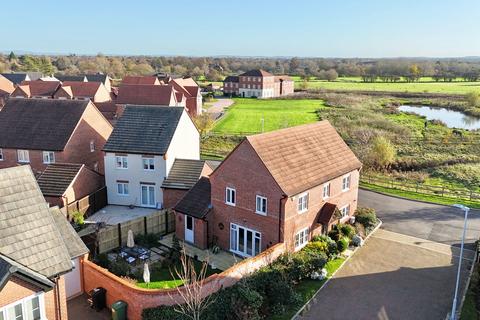 Hazel Way, Edleston, CW5