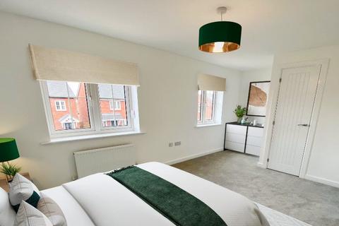 3 bedroom end of terrace house for sale, 4, Askwith Way LS29