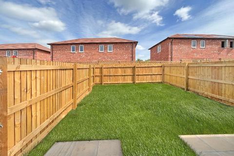 3 bedroom end of terrace house for sale, 1, Sandlant Court LE65