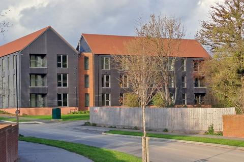 2 bedroom flat for sale, 28, Holly Vale RH15