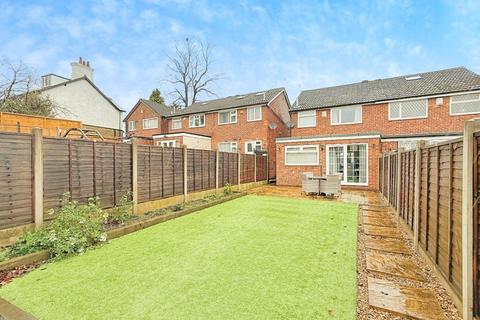 3 bedroom semi-detached house for sale, Broad Lane, Leeds