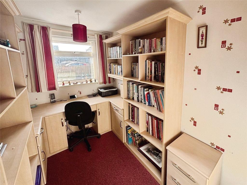Bedroom 3 / Office