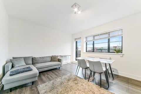 3 bedroom apartment to rent, Wilbraham House, Vauxhall London SW8