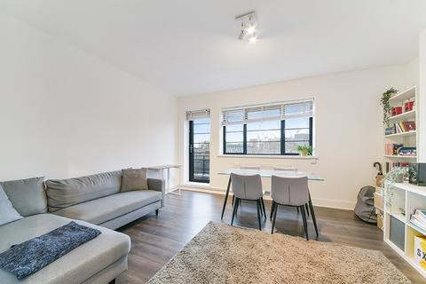 3 bedroom apartment to rent, Wilbraham House, Vauxhall London SW8