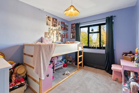 3 bedroom semi-detached house for sale, Sheep Walk, Shepperton, TW17