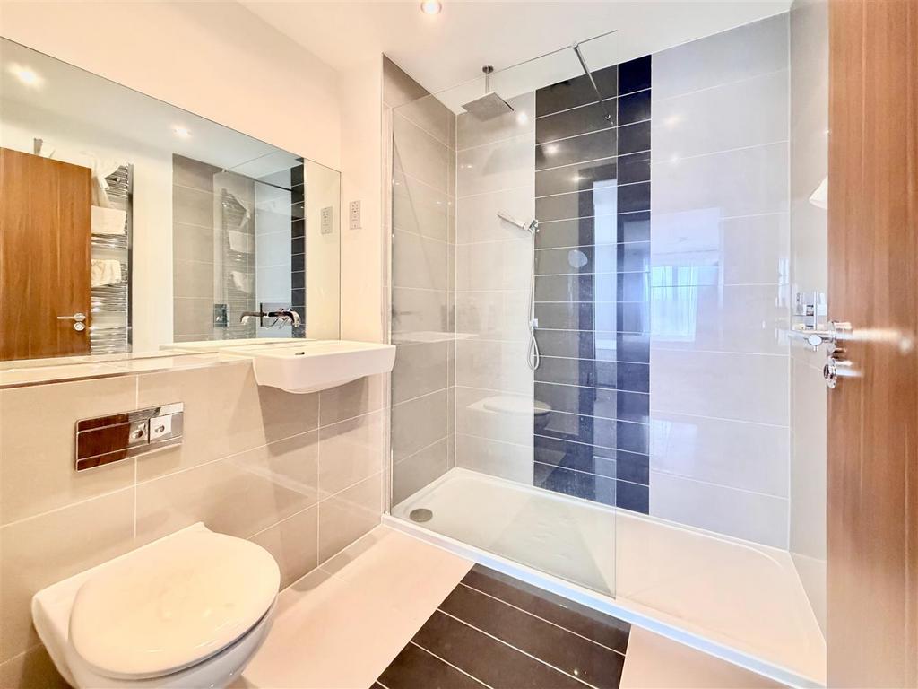 Aquarius Court 2.jpg