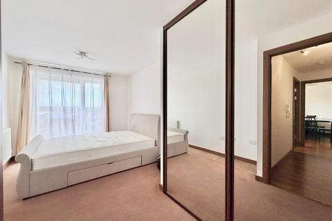2 bedroom property to rent, Zodiac Close, Edgware