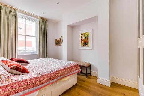 1 bedroom flat to rent, Chiswick High Road, London