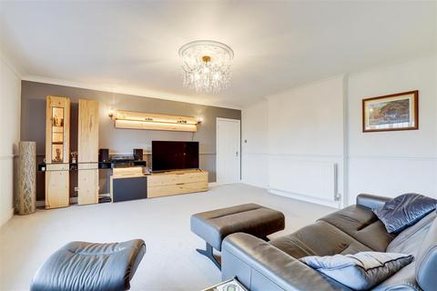 4 bedroom detached bungalow for sale, Freda Avenue, Gedling NG4