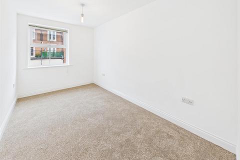 undefined, Larch Close, Nuneaton CV10
