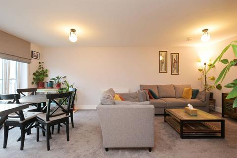 3 bedroom flat for sale, 2 Pinkhill Park, Corstorphine, Edinburgh, EH12 7FA