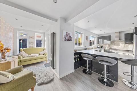 3 bedroom semi-detached house for sale, Langland Close, Callands, WA5