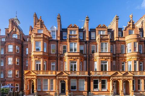 undefined, Lower Sloane Street, London, SW1W