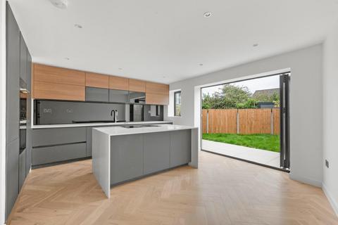 2 bedroom detached house for sale, Finland Road, London, SE4