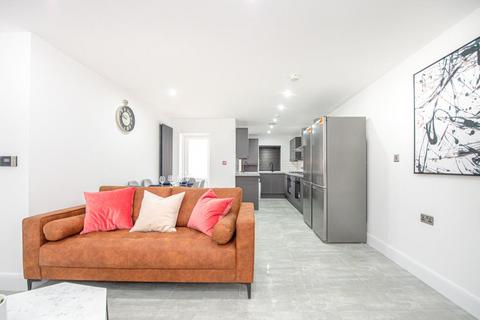 6 bedroom house to rent, Langton Road, Liverpool L15