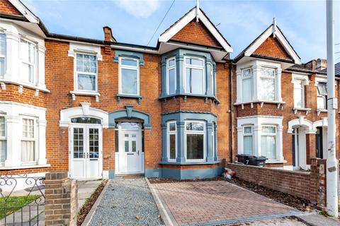 3 bedroom terraced house for sale, South Park Drive, Ilford, IG3