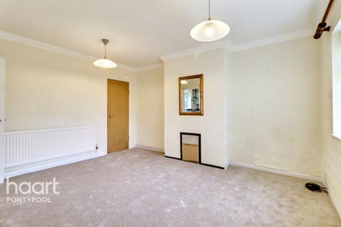 undefined, The Avenue, Pontypool