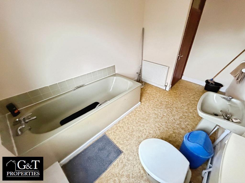 Family bathroom