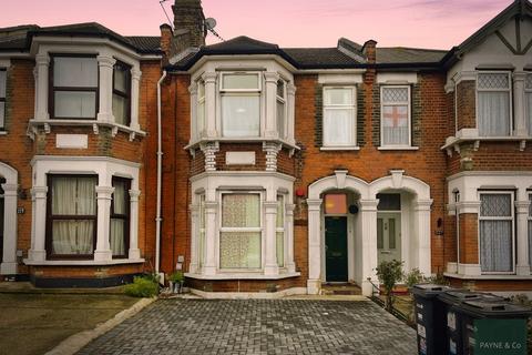 undefined, De Vere Gardens, Ilford, IG1