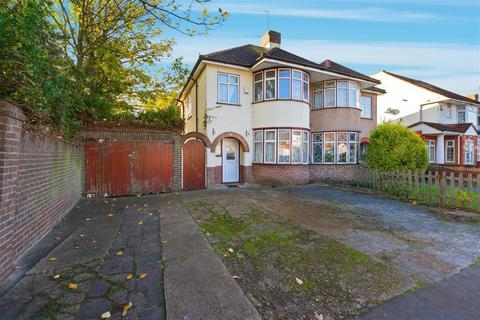 Croyde Avenue, Hayes UB3