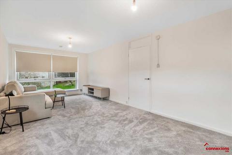 undefined, Salisbury, Calderwood, EAST KILBRIDE