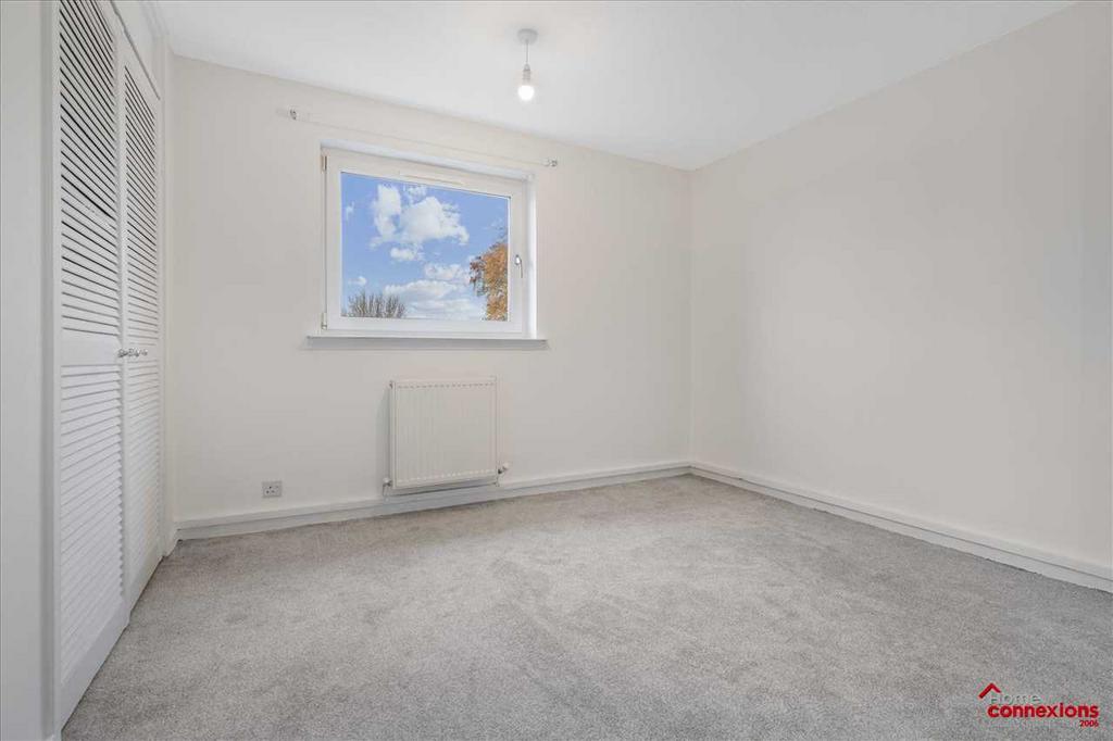 Bedroom Two (1)