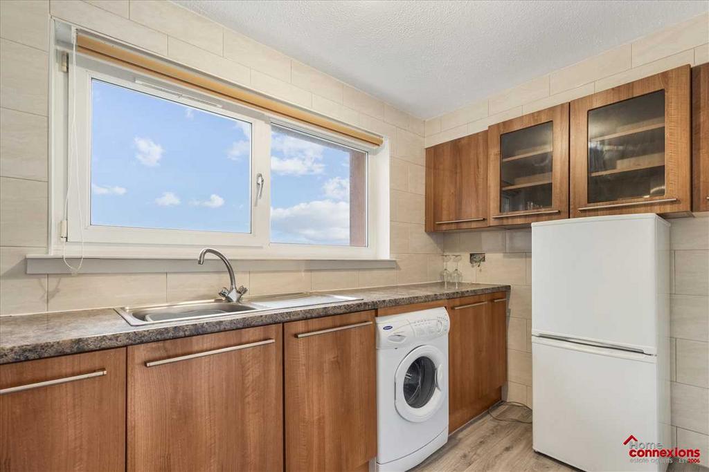 Kitchen (2)
