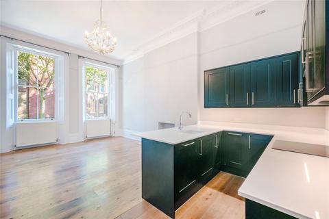 2 bedroom apartment to rent, Nevern Square, Earl's Court, London, SW5