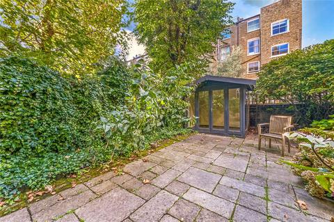 2 bedroom apartment to rent, Nevern Square, Earl's Court, London, SW5
