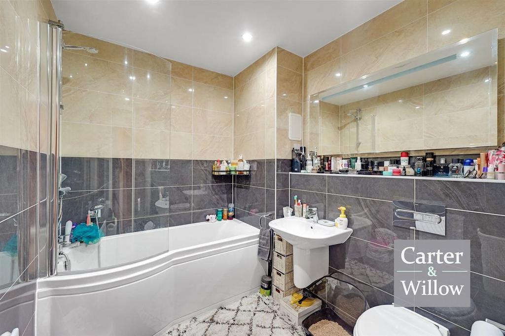 Bathroom / WC