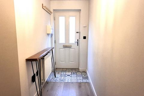 3 bedroom townhouse to rent, Blackberry Road, Frome BA11