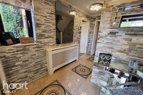 undefined, Beech Lane, READING