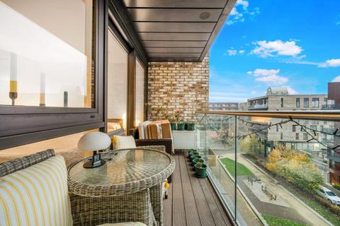 2 bedroom flat to rent, Naomi Street, London SE8