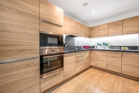 2 bedroom flat to rent, Naomi Street, London SE8
