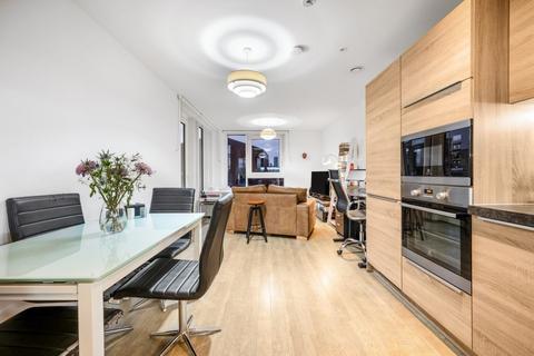 2 bedroom flat to rent, Naomi Street, London SE8