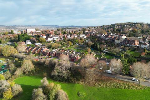 undefined, Springfield Avenue, Stourbridge