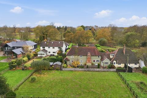 undefined, Parsonage Downs, Dunmow, CM6