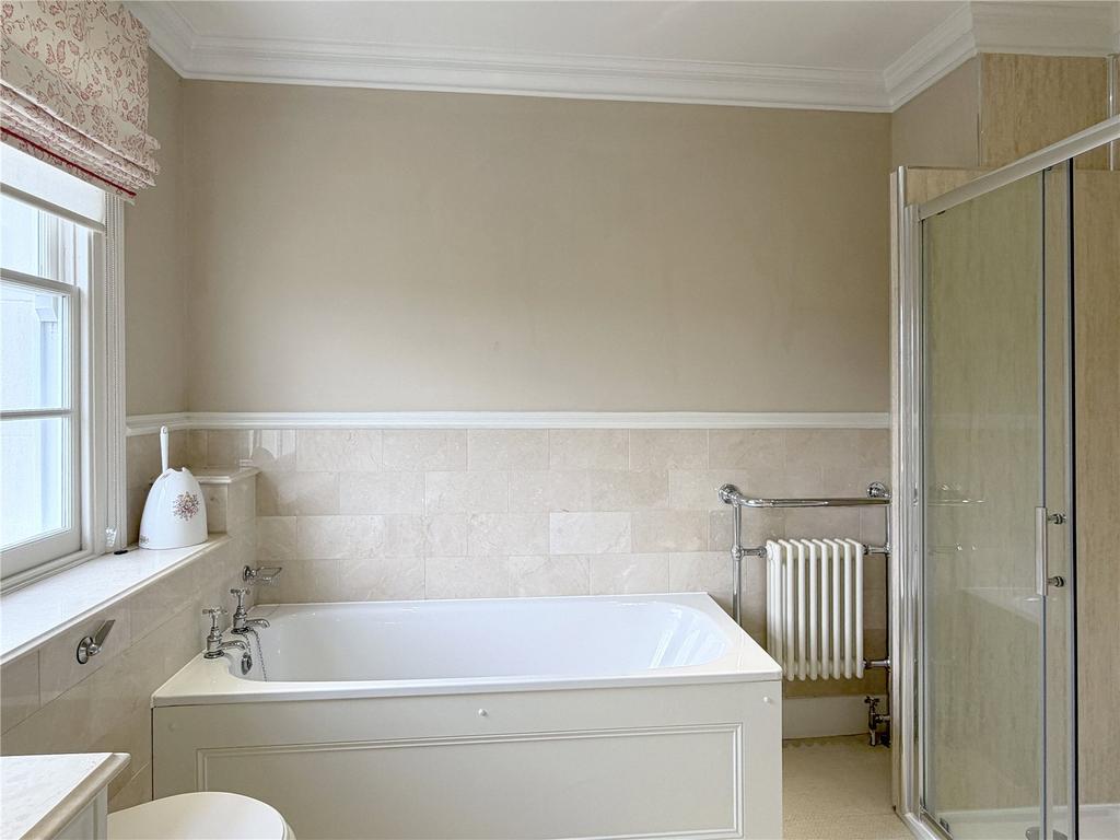Ensuite Bathroom