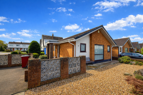 3 bedroom bungalow for sale, Ayrton Avenue, South Shore FY4