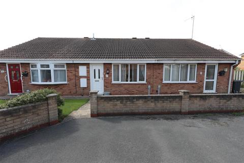 1 bedroom bungalow for sale, The Queensway, Hull