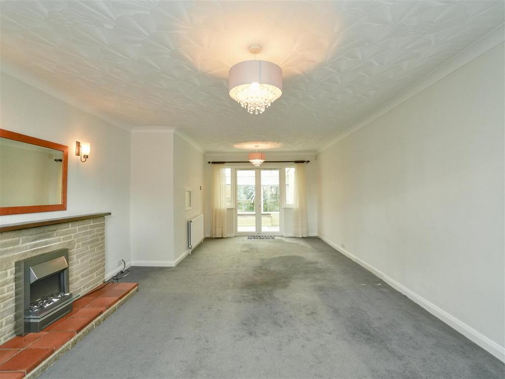 Dining Lounge