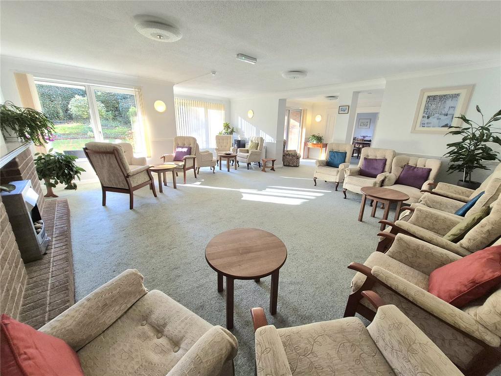 Communal Lounge