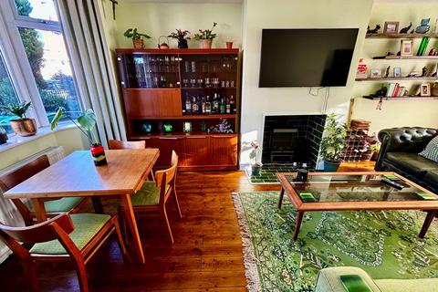 3 bedroom semi-detached house for sale, Albany Avenue, Manchester M11