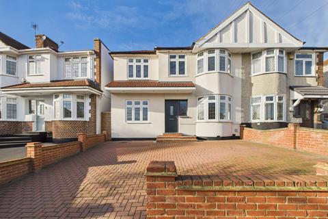 4 bedroom semi-detached house for sale, Penhill Road, Bexley DA5
