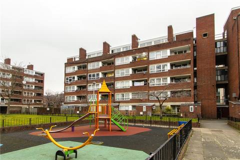 3 bedroom maisonette to rent, Dodson Street, London, SE1