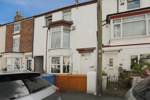 3 bedroom house for sale, Cambridge Street, Scarborough YO12